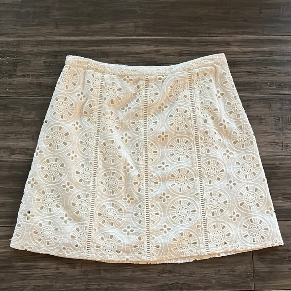 Hollister size small cream eyelet skirt